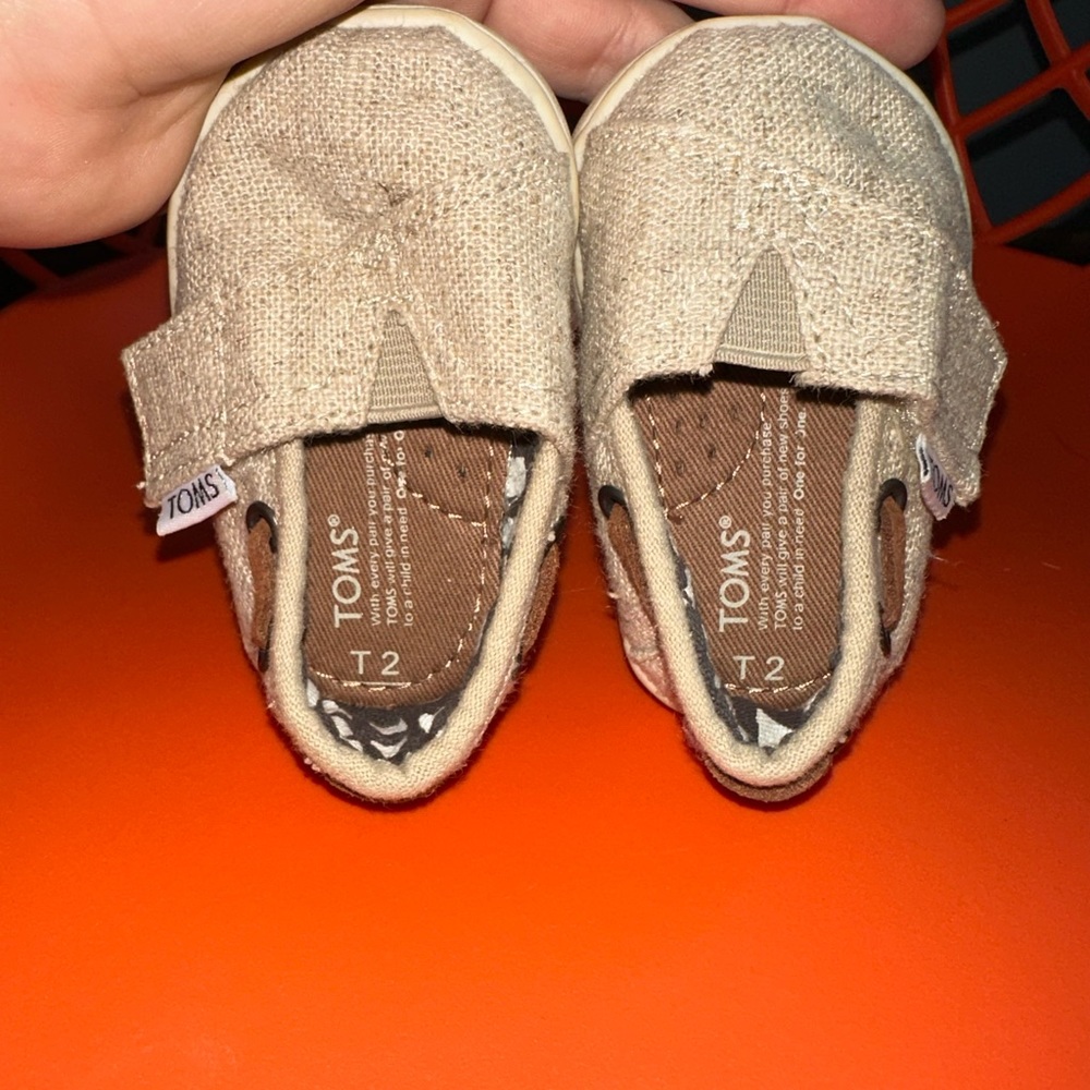Infant Toms